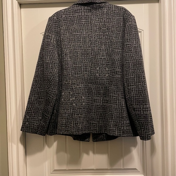 black/grey lined jacket - Picture 3 of 3